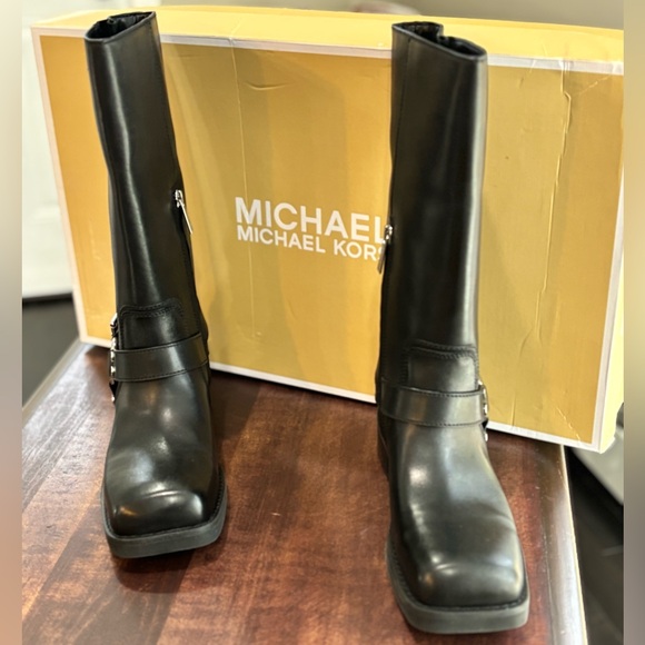 MICHAEL MICHAEL KORS Crosby Leather Moto Boot - Picture 4 of 15